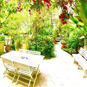 https://villa-sud-nice.fr-provencehotel.com